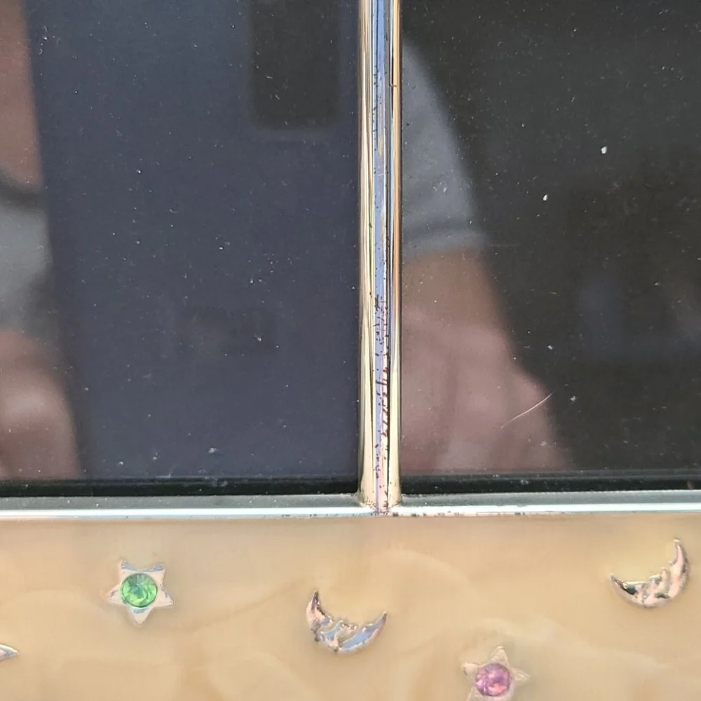 4 photo picture frame w teddy bear & crystals